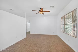 7520 W Southgate Ave, Phoenix, AZ 85043 - Photo 7