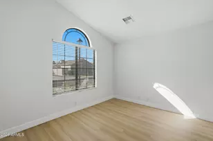 926 E Hearne Way, Gilbert, AZ 85234 - Photo 21