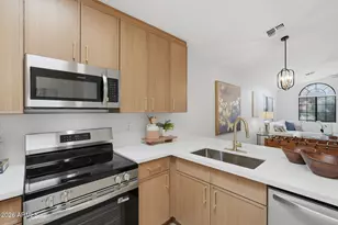 926 E Hearne Way, Gilbert, AZ 85234 - Photo 11