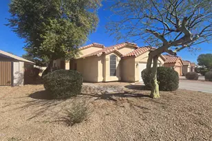 12742 W Palm Ln, Avondale, AZ 85392 - Photo 3