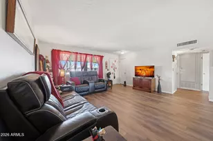 10008 W Bright Angel Cir, Sun City, AZ 85351 - Photo 9