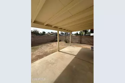 2825 W Morten Avenue, Phoenix, AZ 85051 - Photo 15
