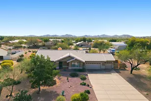 125 E Blue Eagle Ln, Phoenix, AZ 85086 - Photo 1