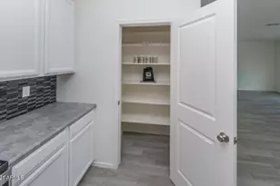 7255 N 125th Dr, Glendale, AZ 85307 - Photo 11