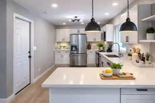 3158 W Lane Ave, Phoenix, AZ 85051 - Photo 5