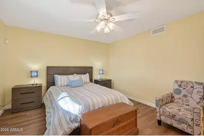 10137 W Mountain View Road, Sun City, AZ 85351 - Photo 27