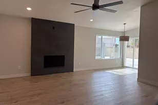 5723 W Sunnyslope Ln, Glendale, AZ 85302 - Photo 5