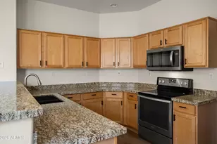 7445 E Eagle Crest Dr, Mesa, AZ 85207 - Photo 13