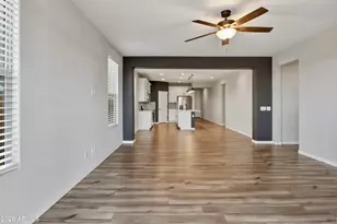 32300 N Daylight Dr, San Tan Valley, AZ 85144 - Photo 17