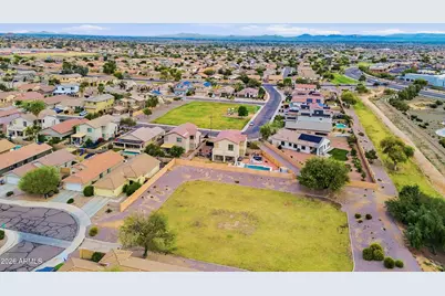 32300 N Daylight Drive, San Tan Valley, AZ 85144 - Photo 41