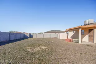 10931 W Benito Dr, Arizona City, AZ 85123 - Photo 31