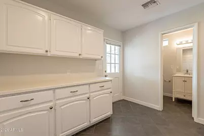 5715 E Calle Del Paisano --, Phoenix, AZ 85018 - Photo 25