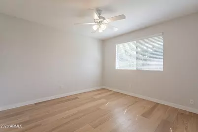 5715 E Calle Del Paisano --, Phoenix, AZ 85018 - Photo 23