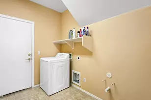 14226 W Wethersfield Rd, Surprise, AZ 85379 - Photo 25