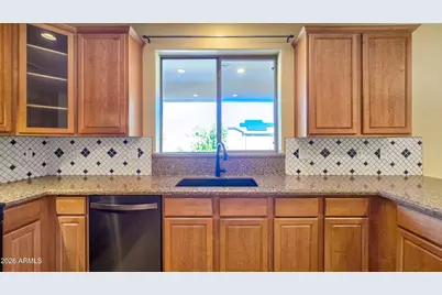 14226 W Wethersfield Road, Surprise, AZ 85379 - Photo 11