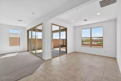 25174 N 169th Avenue, Surprise, AZ 85387 - Photo 11