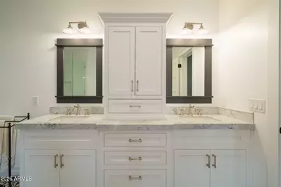 5627 E Monterosa Street, Phoenix, AZ 85018 - Photo 15