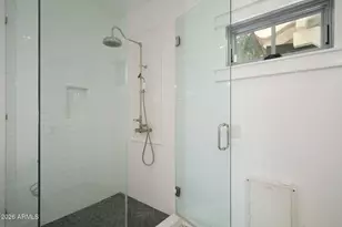 5627 E Monterosa St, Phoenix, AZ 85018 - Photo 15