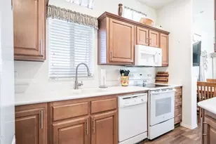 362 Felspar Dr, Apache Junction, AZ 85119 - Photo 7