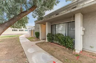 8802 N New World Dr, Glendale, AZ 85302 - Photo 3