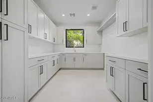 10875 E Prospect Point Dr, Scottsdale, AZ 85262 - Photo 9