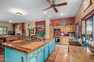 10653 E Sleepy Hollow Trail, Gold Canyon, AZ 85118 - Photo 21