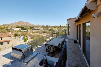 4490 E Valley Vista Lane, Paradise Valley, AZ 85253 - Photo 11