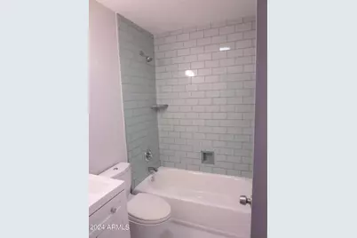 1450 E Bethany Home Road #Apt 34, Phoenix, AZ 85014 - Photo 9