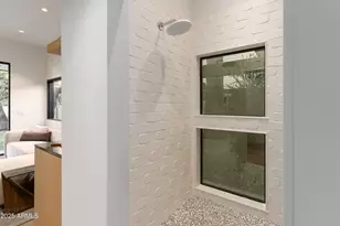 5311 E Mitchell Dr, Phoenix, AZ 85018 - Photo 29