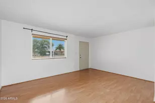 222 W Ivyglen St, Mesa, AZ 85201 - Photo 3