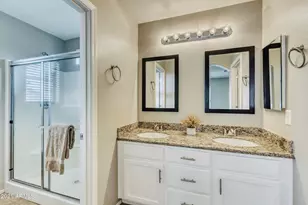 4378 E Rosemonte Dr, Phoenix, AZ 85050 - Photo 15