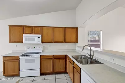 3263 S 162nd Avenue, Goodyear, AZ 85338 - Photo 7