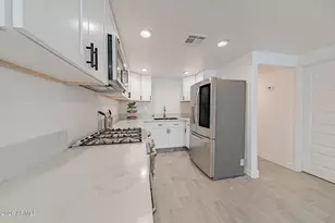 4211 N 32nd Ave, Phoenix, AZ 85017 - Photo 9