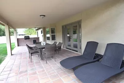 10008 N 33rd Place, Phoenix, AZ 85028 - Photo 11