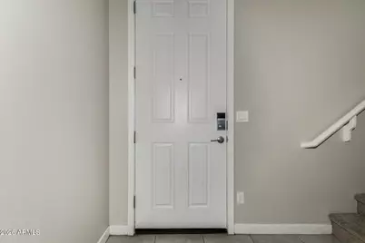 155 N Lakeview Boulevard #208, Chandler, AZ 85225 - Photo 5