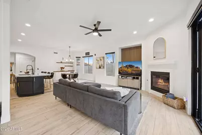 578 N Acacia Drive, Gilbert, AZ 85233 - Photo 17