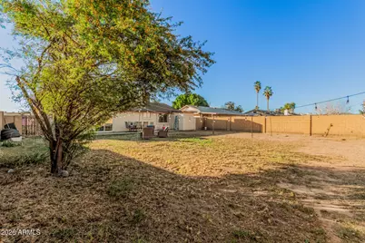 3637 N 73rd Avenue, Phoenix, AZ 85033 - Photo 25