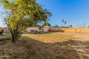 3637 N 73rd Ave, Phoenix, AZ 85033 - Photo 25