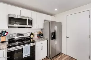 3637 N 73rd Ave, Phoenix, AZ 85033 - Photo 11