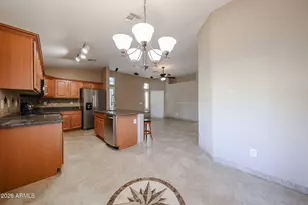 2725 E Mine Creek Rd, Phoenix, AZ 85024 - Photo 17