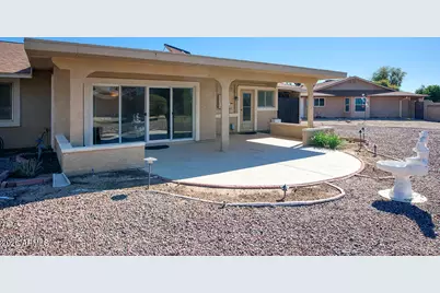 9815 W Lindgren Avenue, Sun City, AZ 85373 - Photo 33