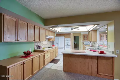 9815 W Lindgren Avenue, Sun City, AZ 85373 - Photo 13