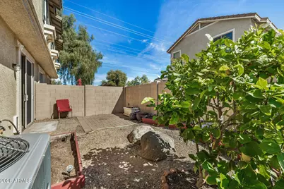 1519 N 80th Drive, Phoenix, AZ 85043 - Photo 35