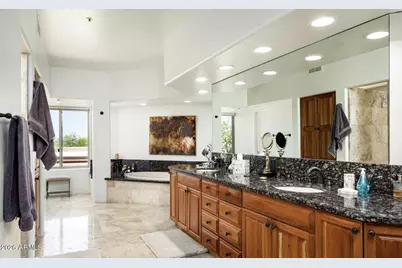 10598 E Tamarisk Way, Scottsdale, AZ 85262 - Photo 13