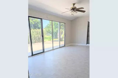 10510 W Camden Avenue, Sun City, AZ 85351 - Photo 21