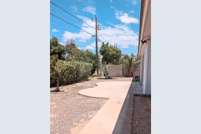 10510 W Camden Avenue, Sun City, AZ 85351 - Photo 15