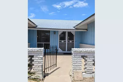 10510 W Camden Avenue, Sun City, AZ 85351 - Photo 3