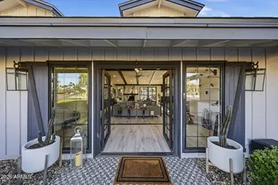 9026 N 67th Street, Paradise Valley, AZ 85253 - Photo 11