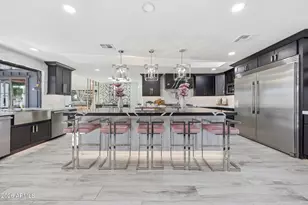 9026 N 67th St, Paradise Valley, AZ 85253 - Photo 19