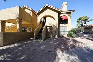 1126 W Elliot Rd, Chandler, AZ 85224 - Photo 1